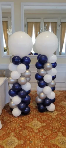 blueand+white+balloon+columns-1920w